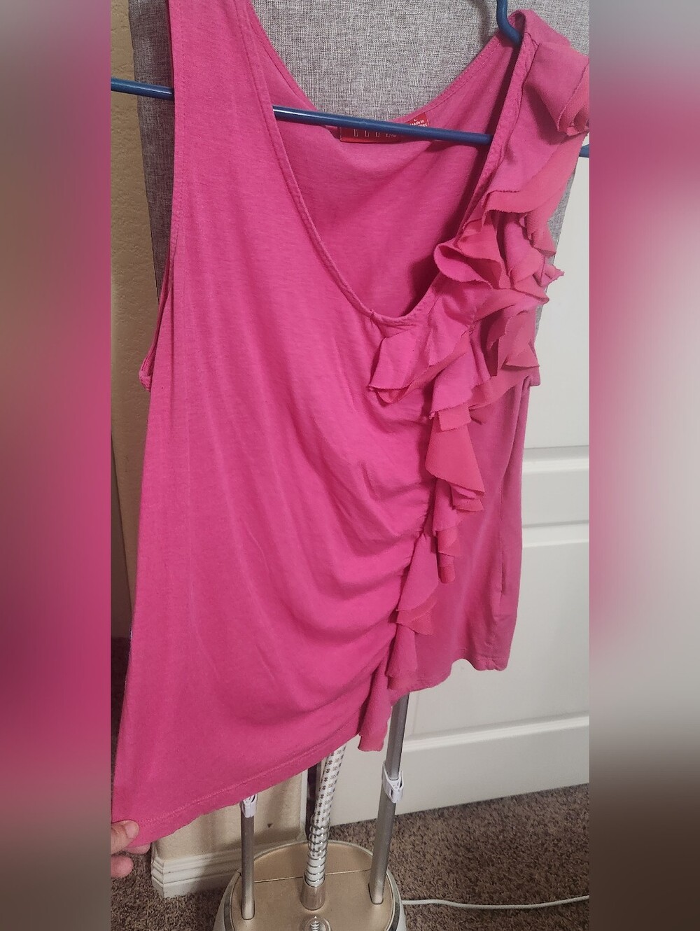 Elle Hot Pink Ruffle Tank Top Size Large